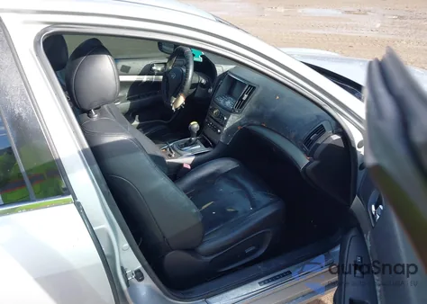 2011 Infiniti G37 Journey z USA, uszkodzony, nr VIN JN1CV6AP5BM300158